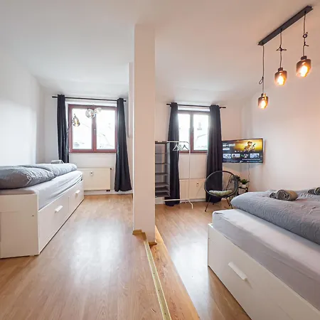 Rathausblick - moderne Mit 2 Schlafzimmern, Kueche, Bad, Waschmaschine & Trockner Mitten In Der Innenstadt Apartment Leipzig